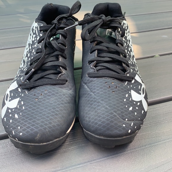 Under Armour Spikes - men’s or women’s - Picture 5 of 9